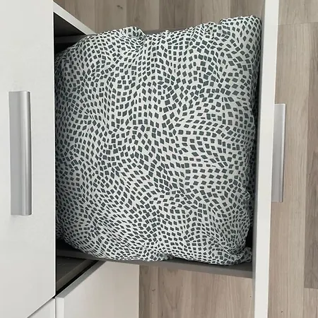 Apartment Moderny Novy S Bezplatnym Parkovanim V Objekte, Self-checking *