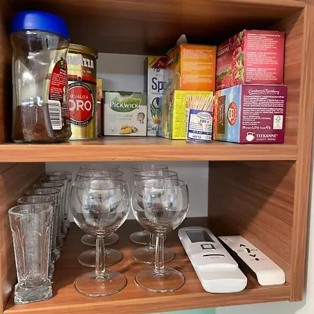 Moderny Novy S Bezplatnym Parkovanim V Objekte, Self-checking Apartament