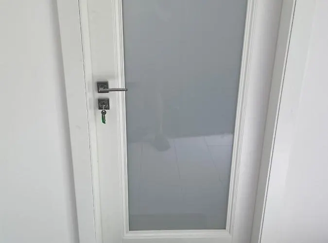 Moderny Novy S Bezplatnym Parkovanim V Objekte, Self-checking Apartament